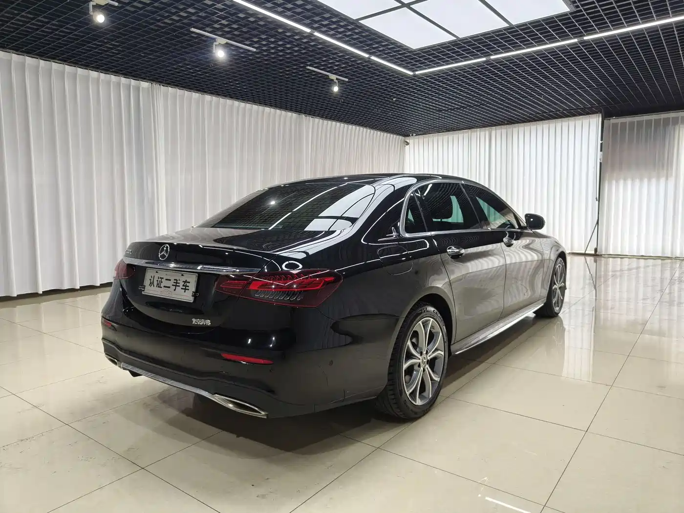 Mercedes-Benz E-Class 2021 E 300 L Fashion фото 5