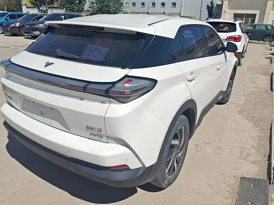 NEZHA AUTOMOBILE NEZHA U
