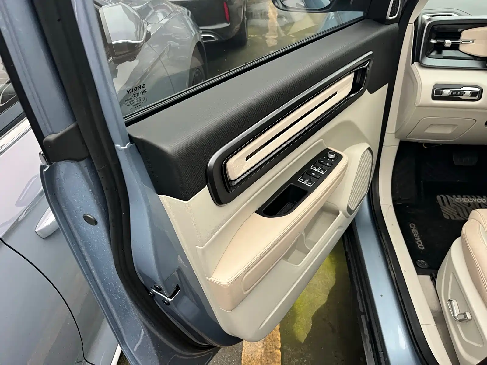 Фото 7 - Geely ICON