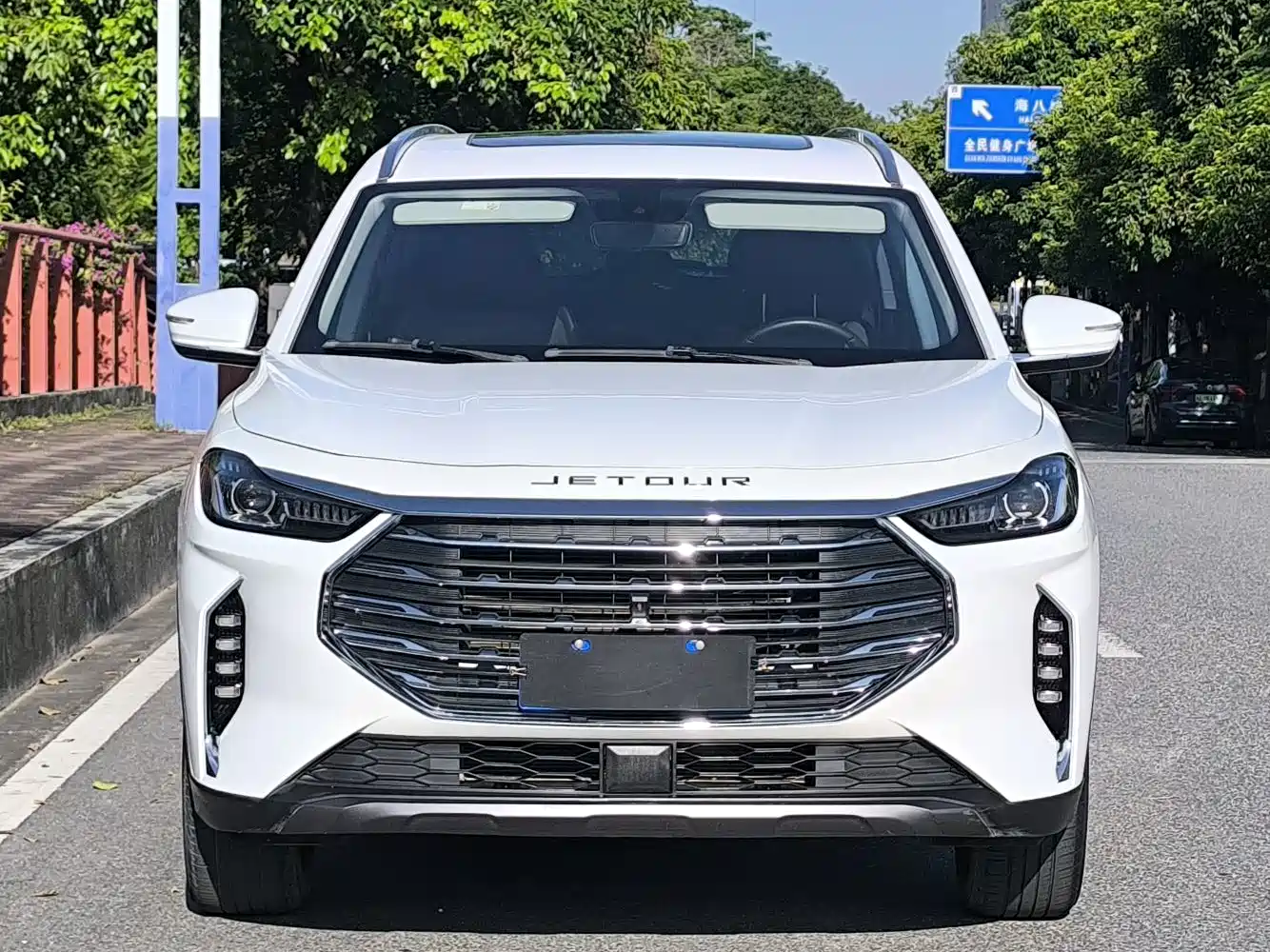 Фото 2 - Jetour X70 PLUS