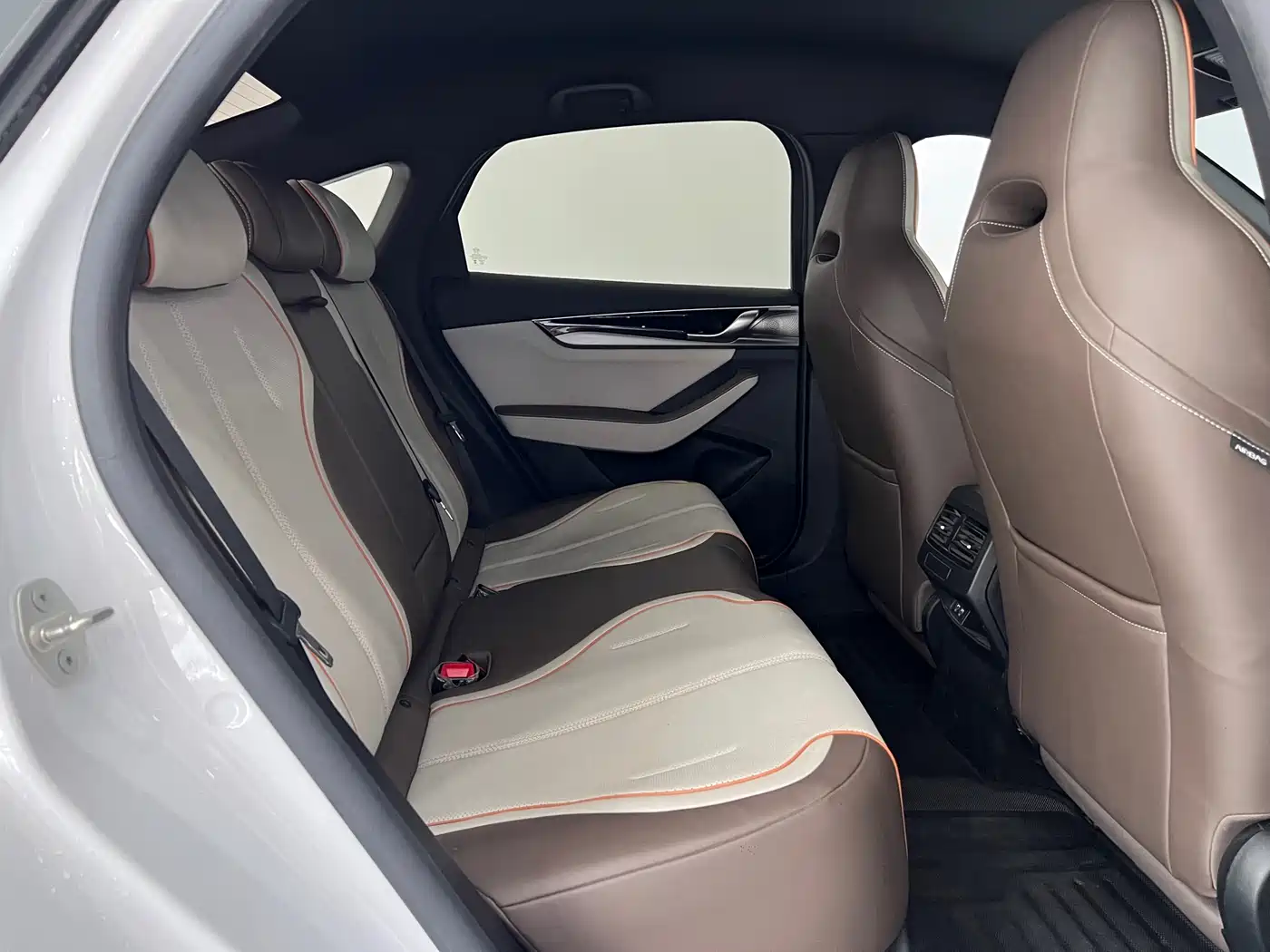 BYD Qin PLUS 2024 Glory Edition EV 510KM Leading фото 11