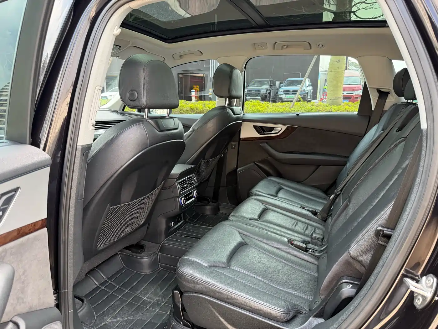 Audi Q7 2019 55 TFSI S line Sport фото 13