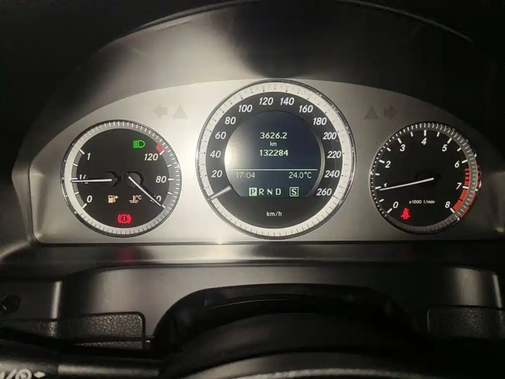 Photo 4 - Mercedes-Benz C-Class