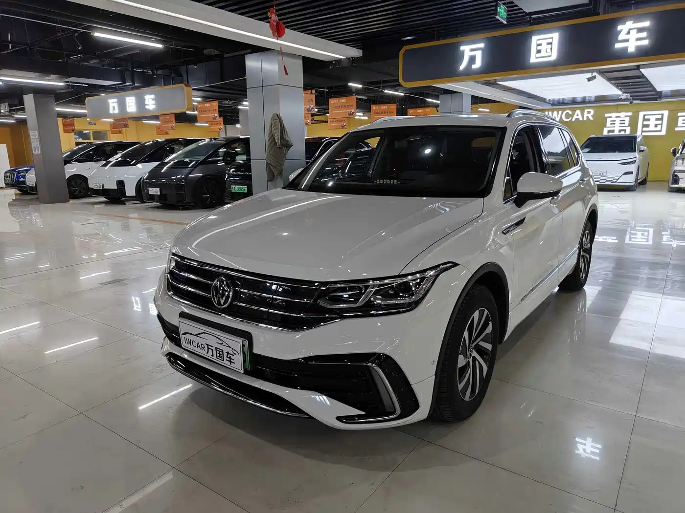 Volkswagen Tiguan L PHEV 2022 430PHEV Plug-in Hybrid Flagship Edition фото 9