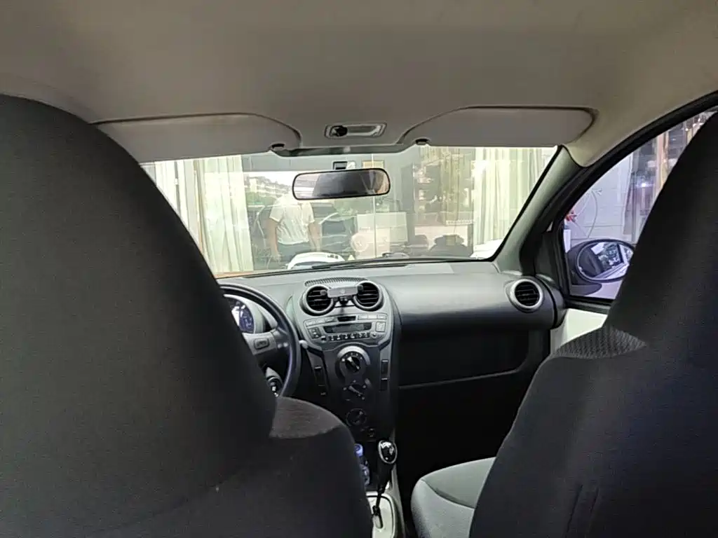 BYD F0 2014 2013 1.0L AMT Cool Edition