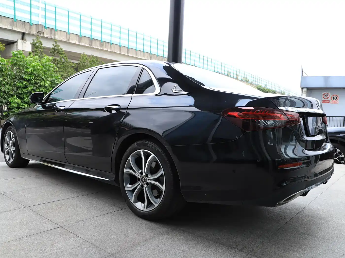 Mercedes-Benz E-Class 2021 Facelift E 300 L Sport Luxury фото 3