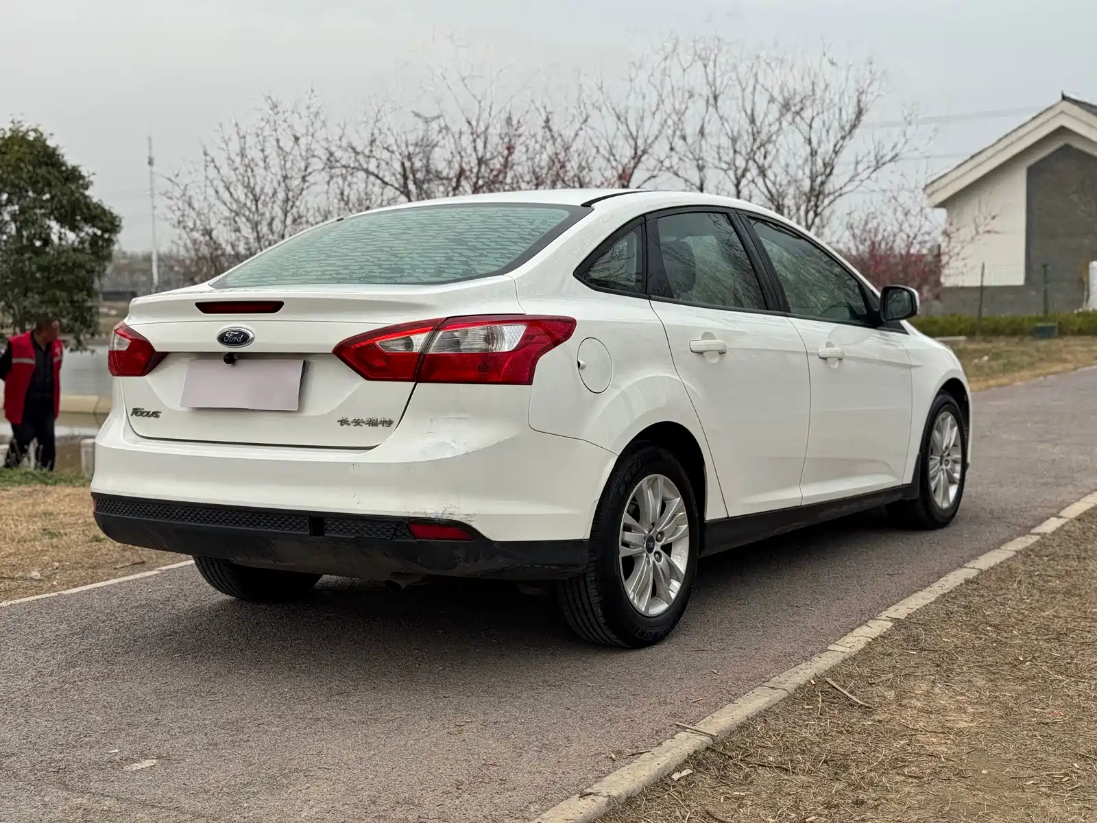 Фото 4 - Ford Focus