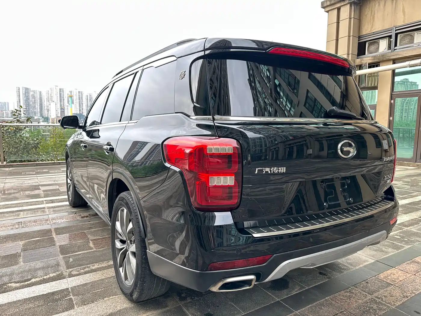 GAC Trumpchi Trumpchi GS8 2017 320T 2WD Premium (7-seater) фото 4