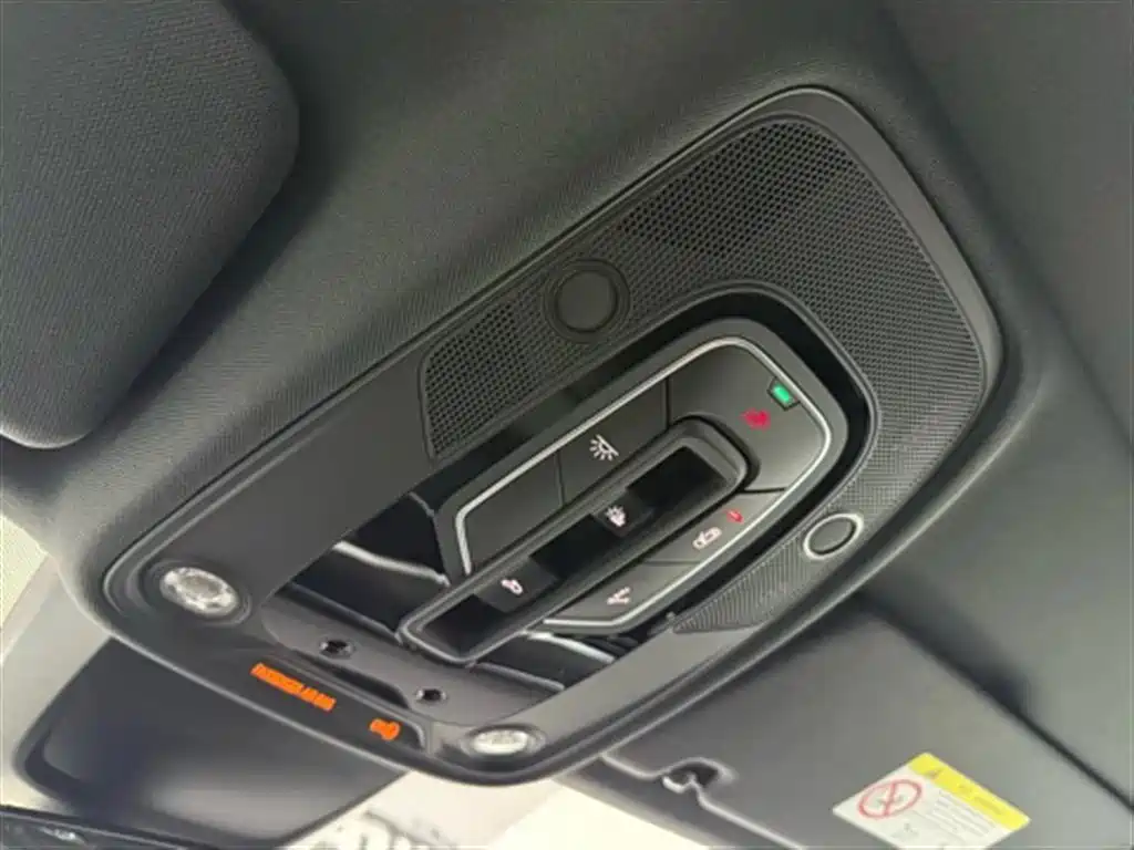 Photo 6 - Audi A6L