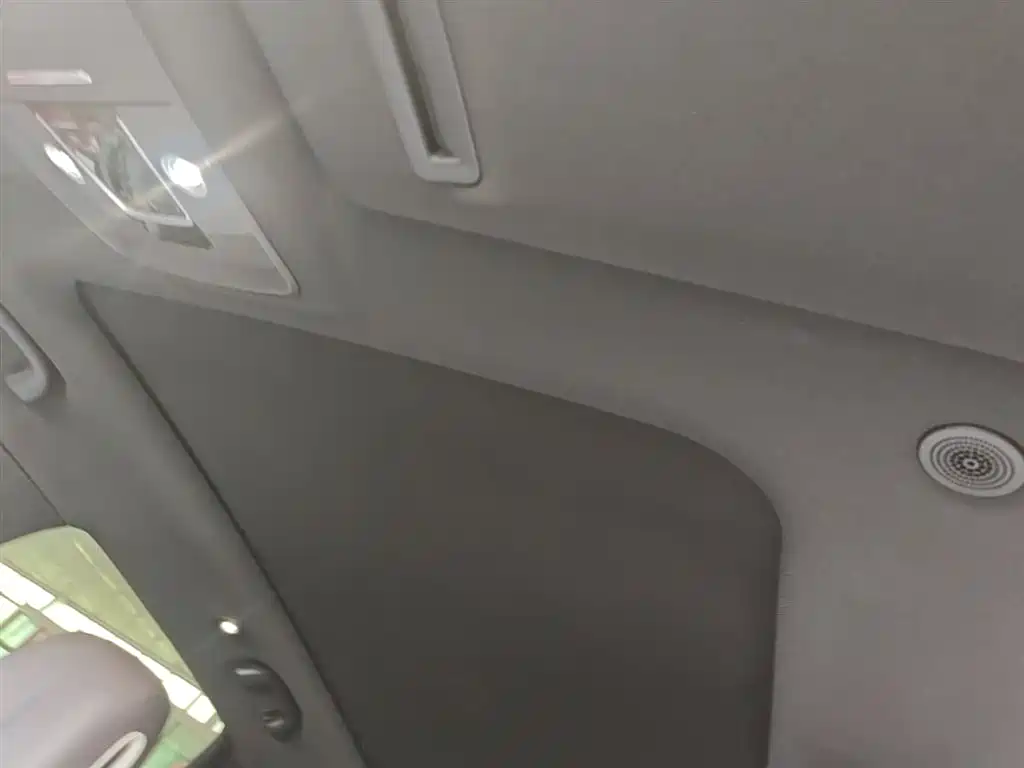 BYD Song PLUS PHEV 2025 DM-i 112KM Honor фото 17