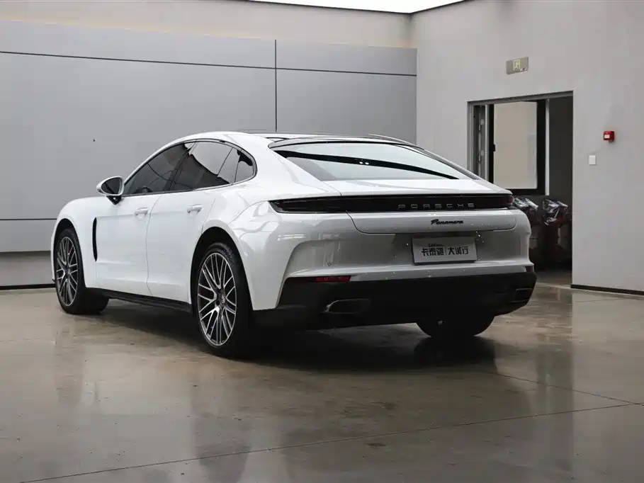 Porsche Panamera 2024 Panamera 2.9T фото 33