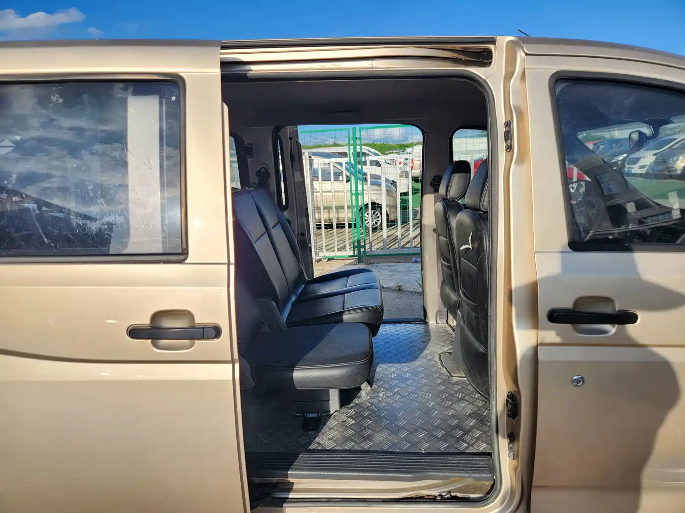Wuling Motors Wuling Rongguang V 2019 2019 1.5L Standard China VI LAR