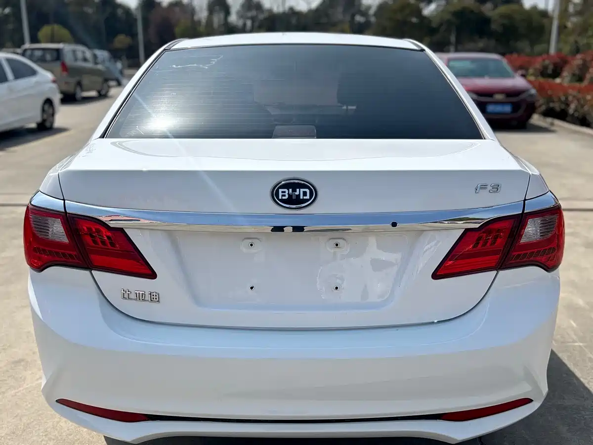 BYD F3