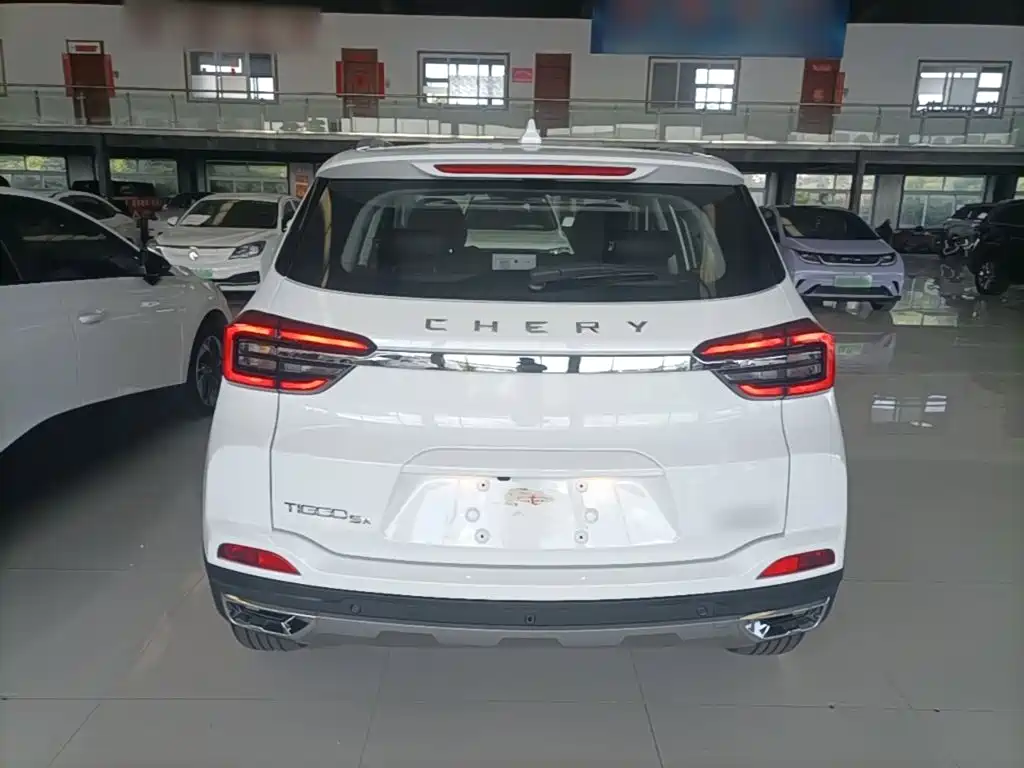 Фото 6 - Chery Tiggo 5x
