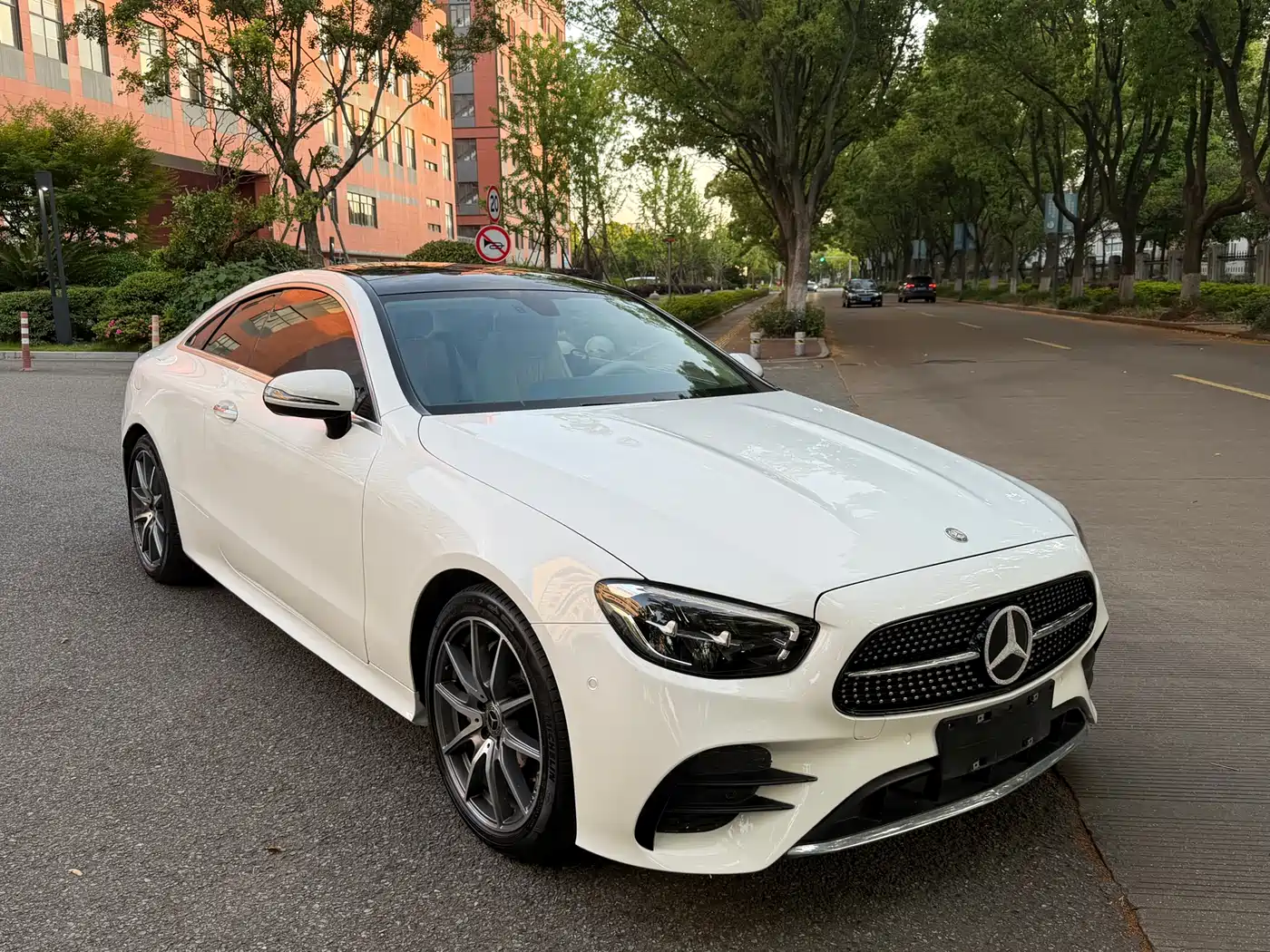 Mercedes-Benz E-Class (Import) 2020 E 260 Coupe