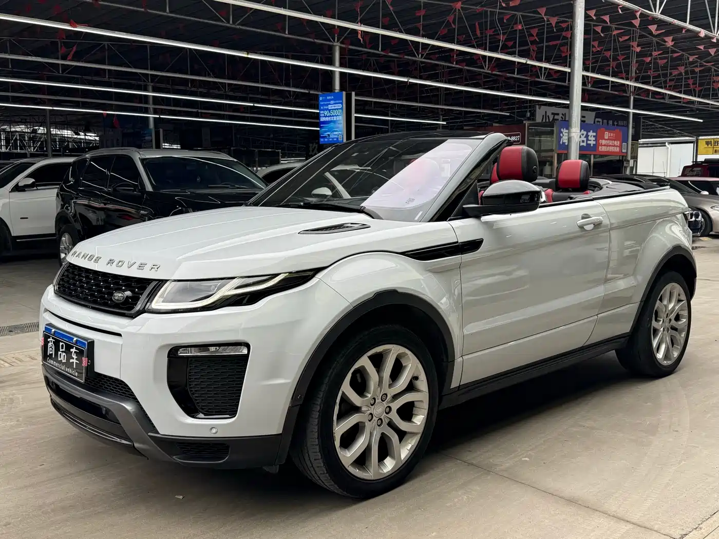 Land Rover Range Rover Evoque (Import) 2017 2.0T Convertible фото 4