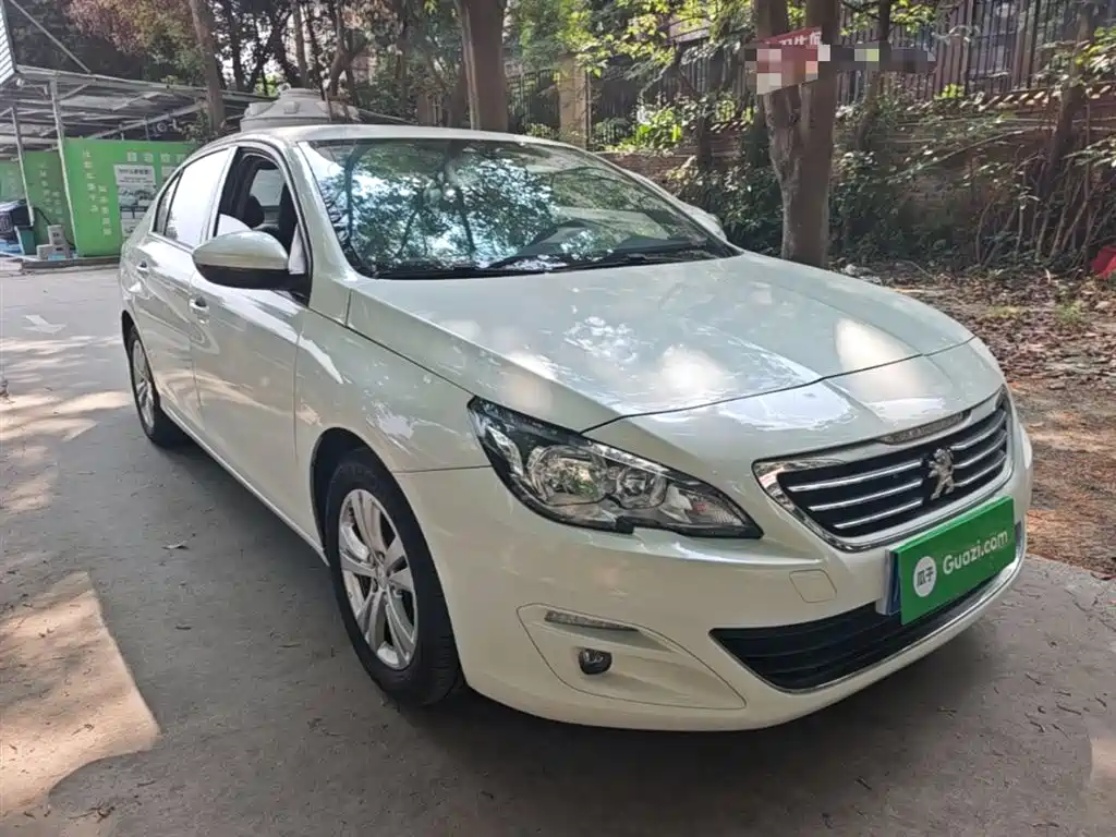 Peugeot 408 2014 1.8L Automatic Leading Edition фото 4