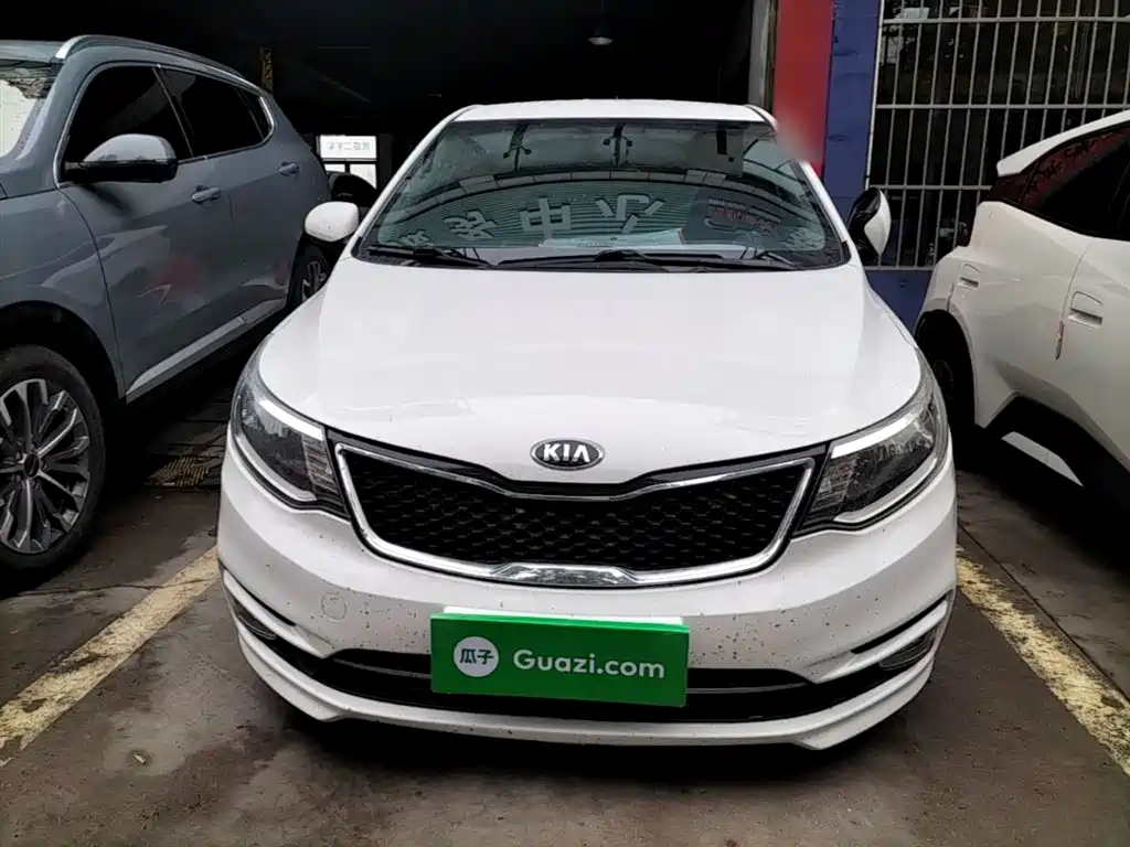 Kia K2 2015 Sedan 1.4L AT GLS фото 3