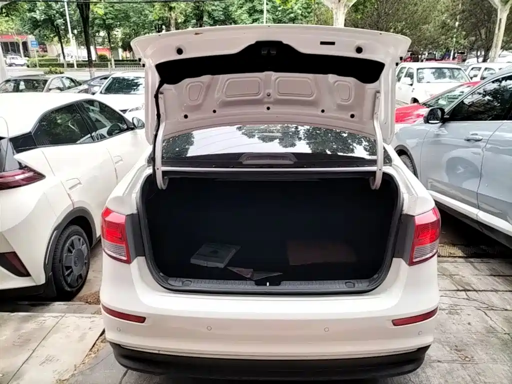 Kia K2 2015 Sedan 1.4L AT GLS фото 19