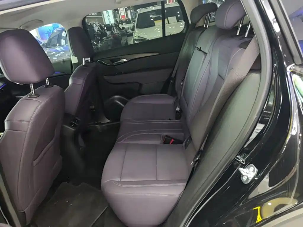 Buick Envision Plus 2026 2026 Envision Plus 28T FWD Base