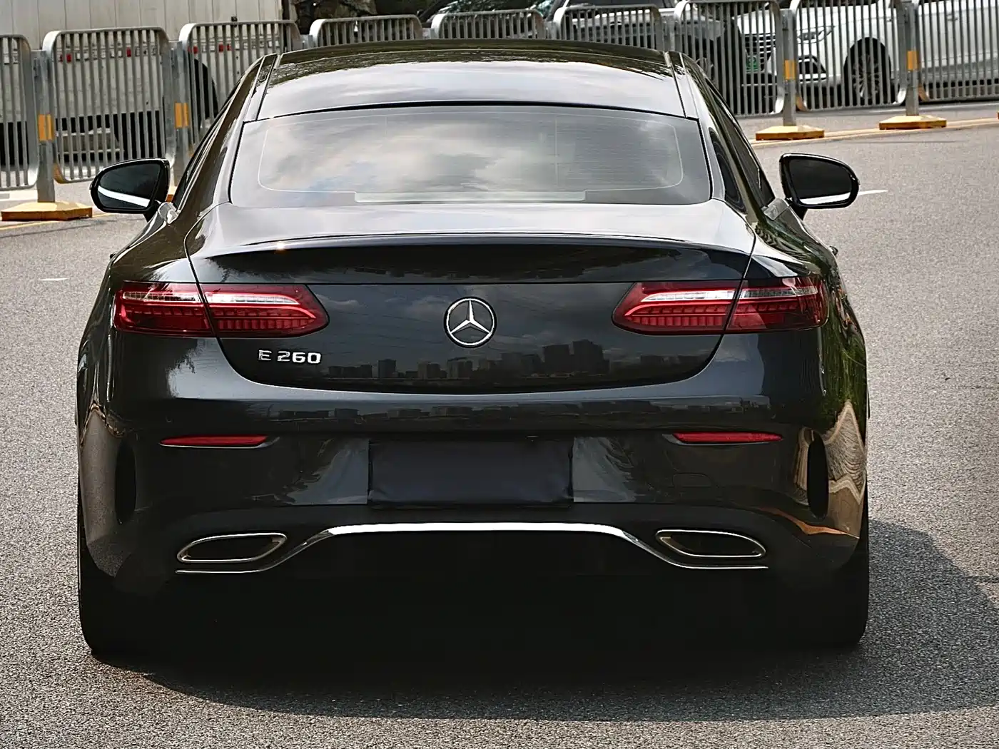 MERCEDES-BENZ E CLASS