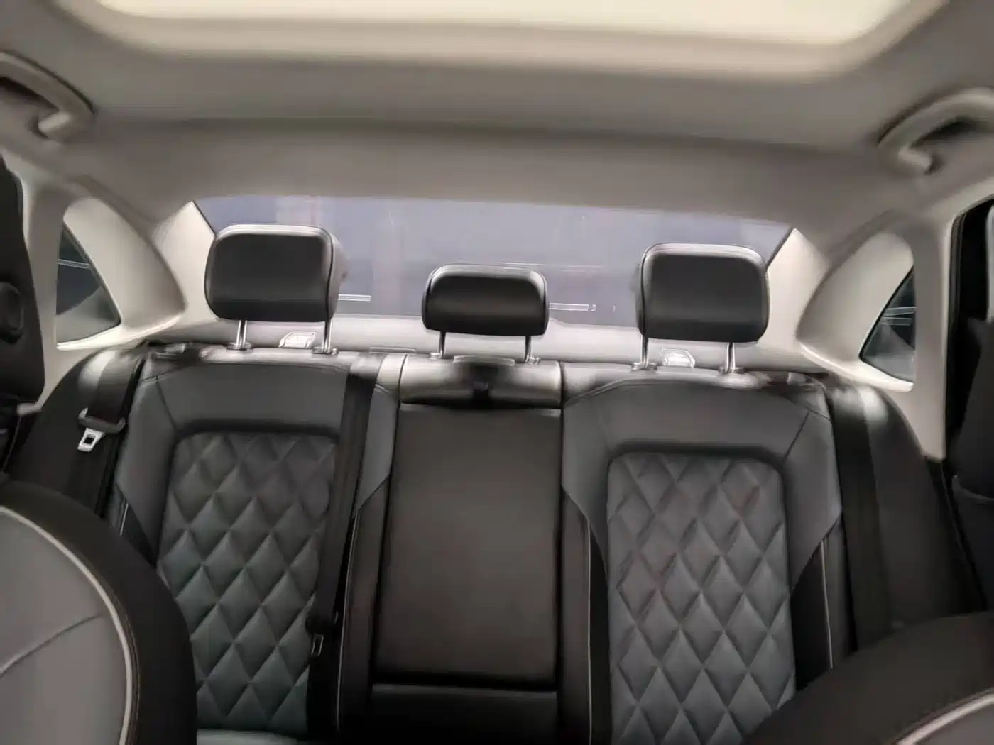 Volkswagen Sagitar 2025 300TSI DSG Surpass Edition фото 16