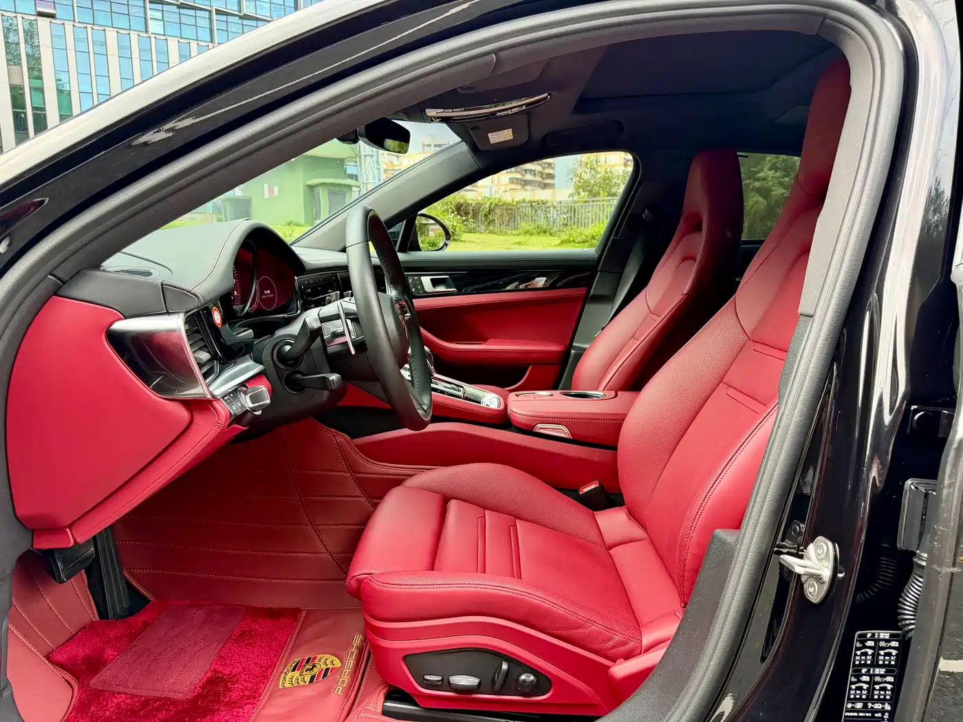 Porsche Panamera 2022 Panamera 4 Executive Long Wheelbase 2.9T фото 9