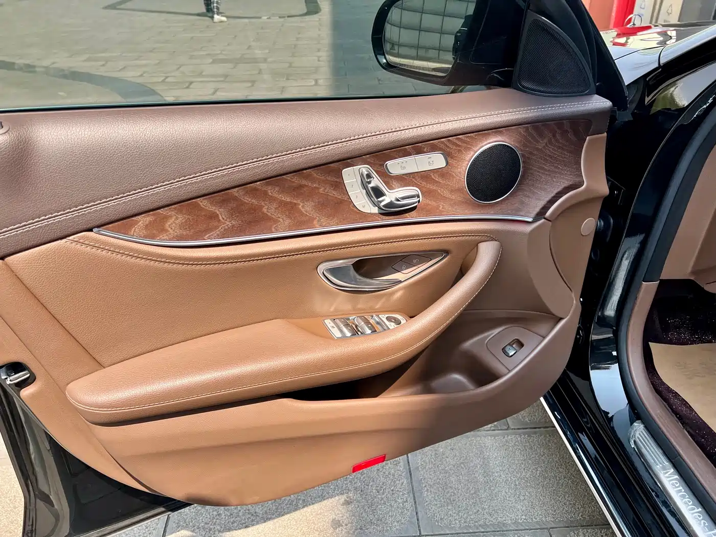Mercedes-Benz E-Class 2021 E 300 L Fashion фото 48