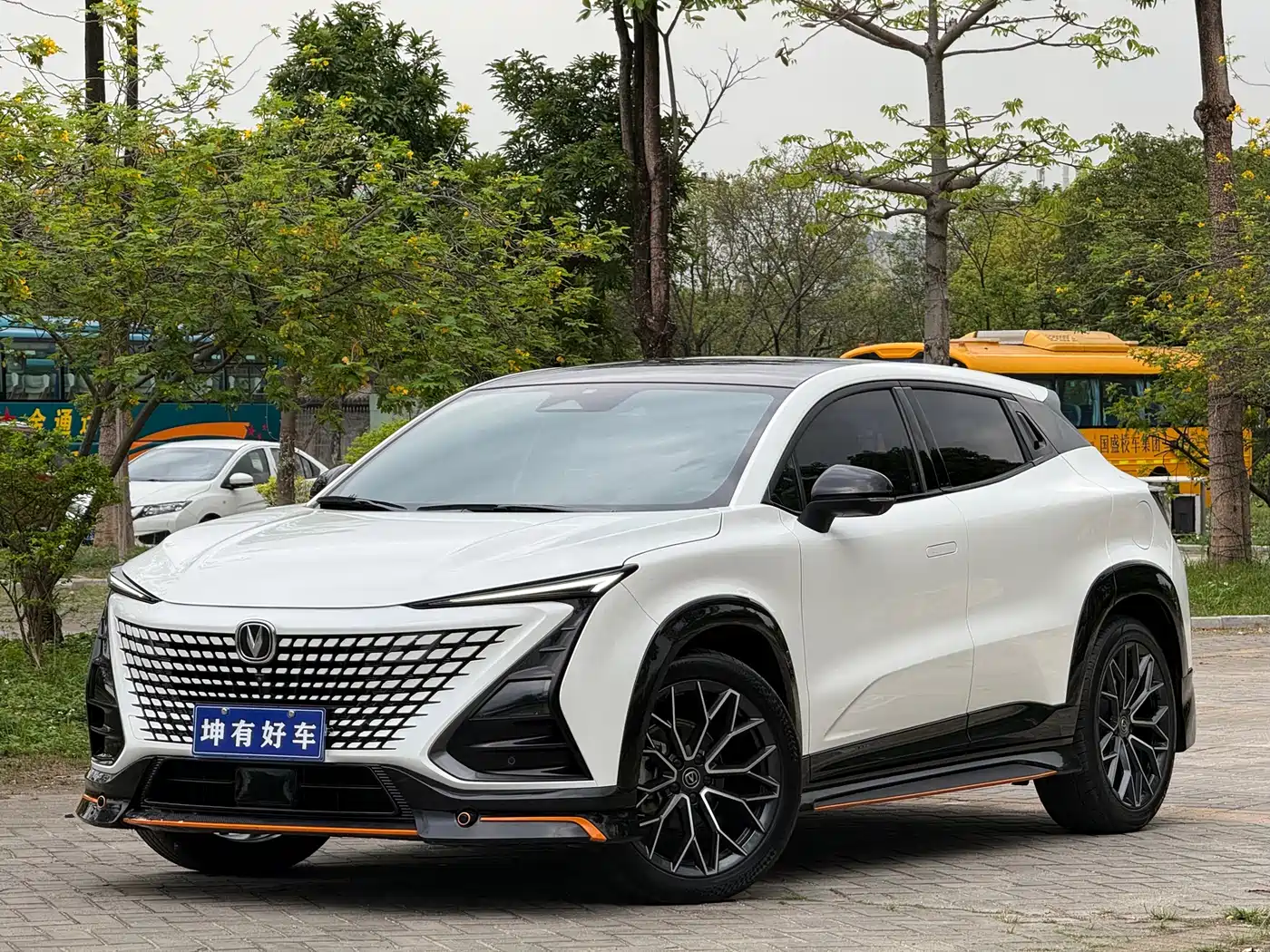 CHANGAN UNI T