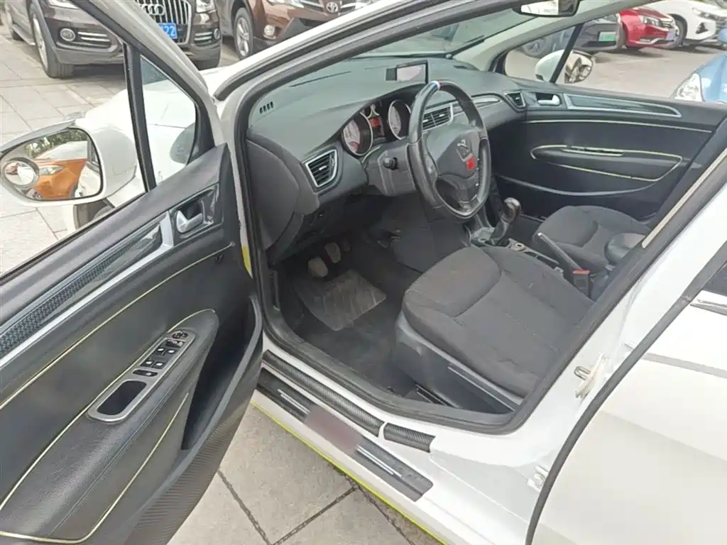 Peugeot 308 2014 Model Joy Edition Classic 1.6L Manual Trend Style фото 16