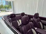 Photo 14 - Rolls-Royce Dawn