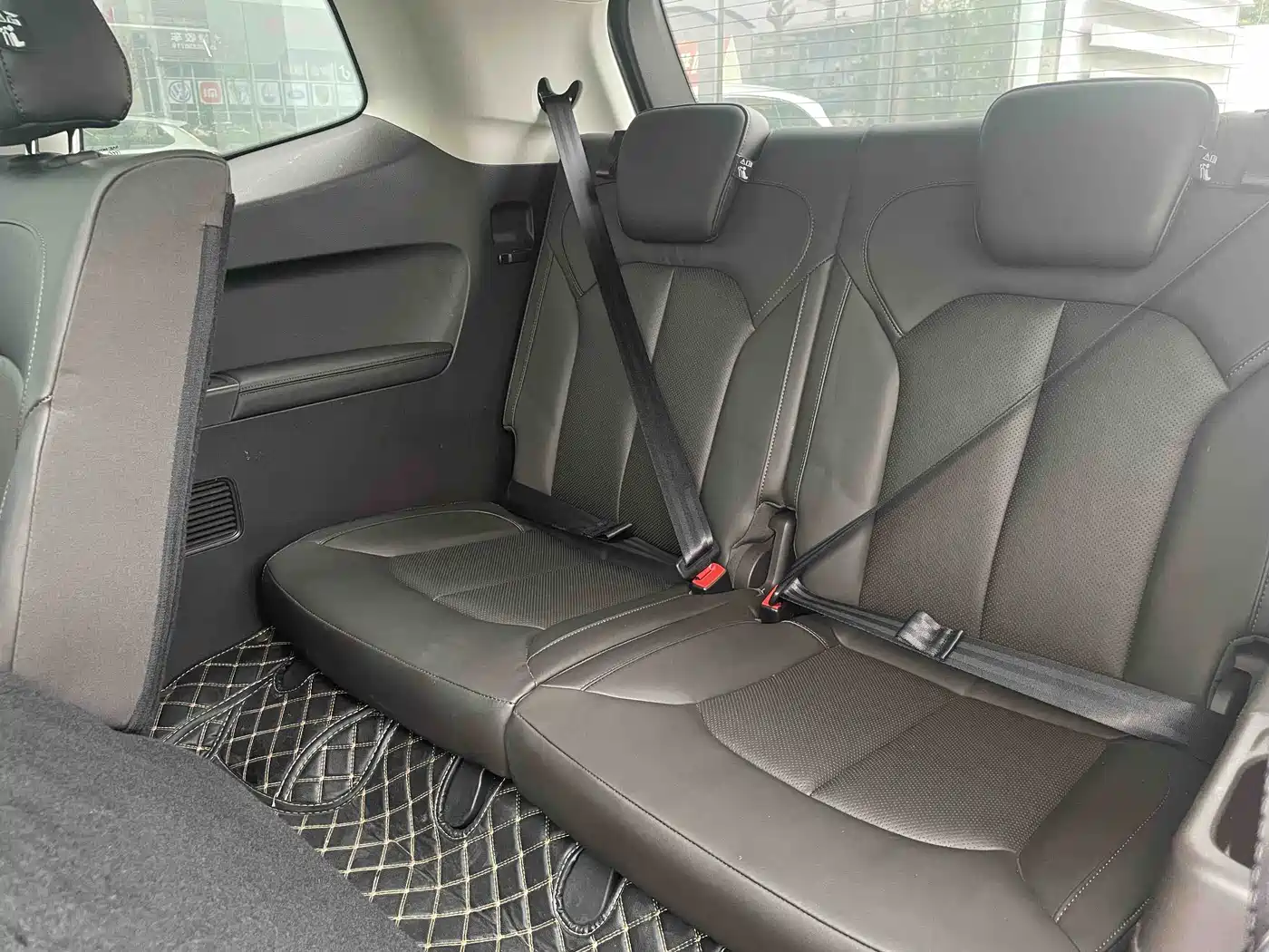 Roewe RX8 2019 2018 30T Smart Internet AWD Flagship Edition