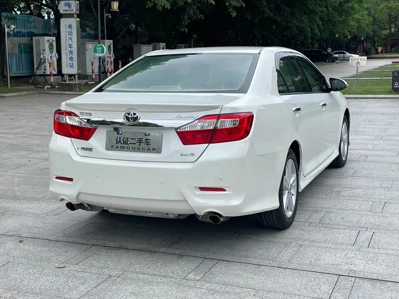 Toyota Camry 2012 Junrui 2.0S Dynamic Edition фото 5