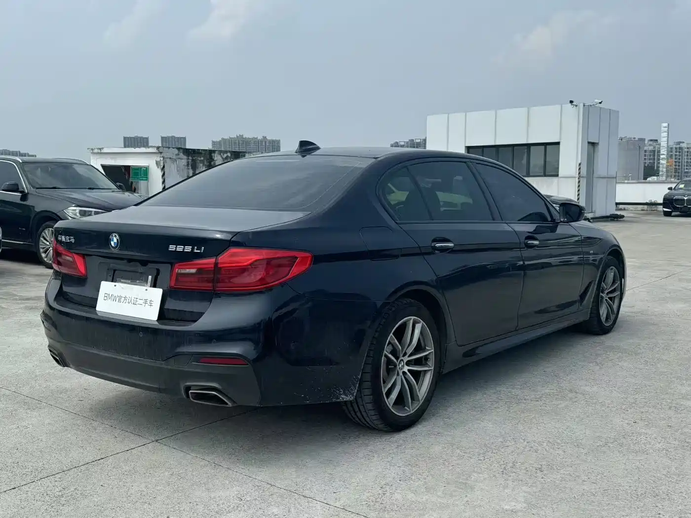 BMW 5 Series 2018 525Li M Sport Package фото 15