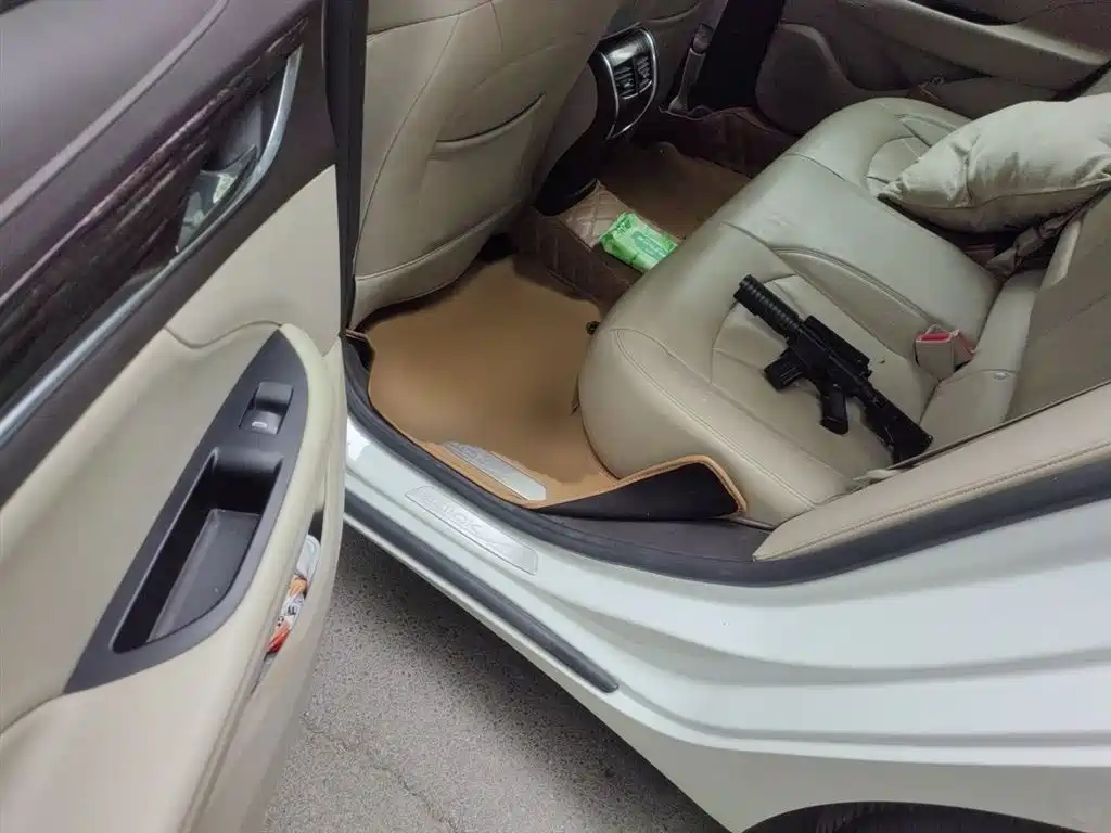 Buick LaCrosse 2016 Facelift 20T Leading фото 15