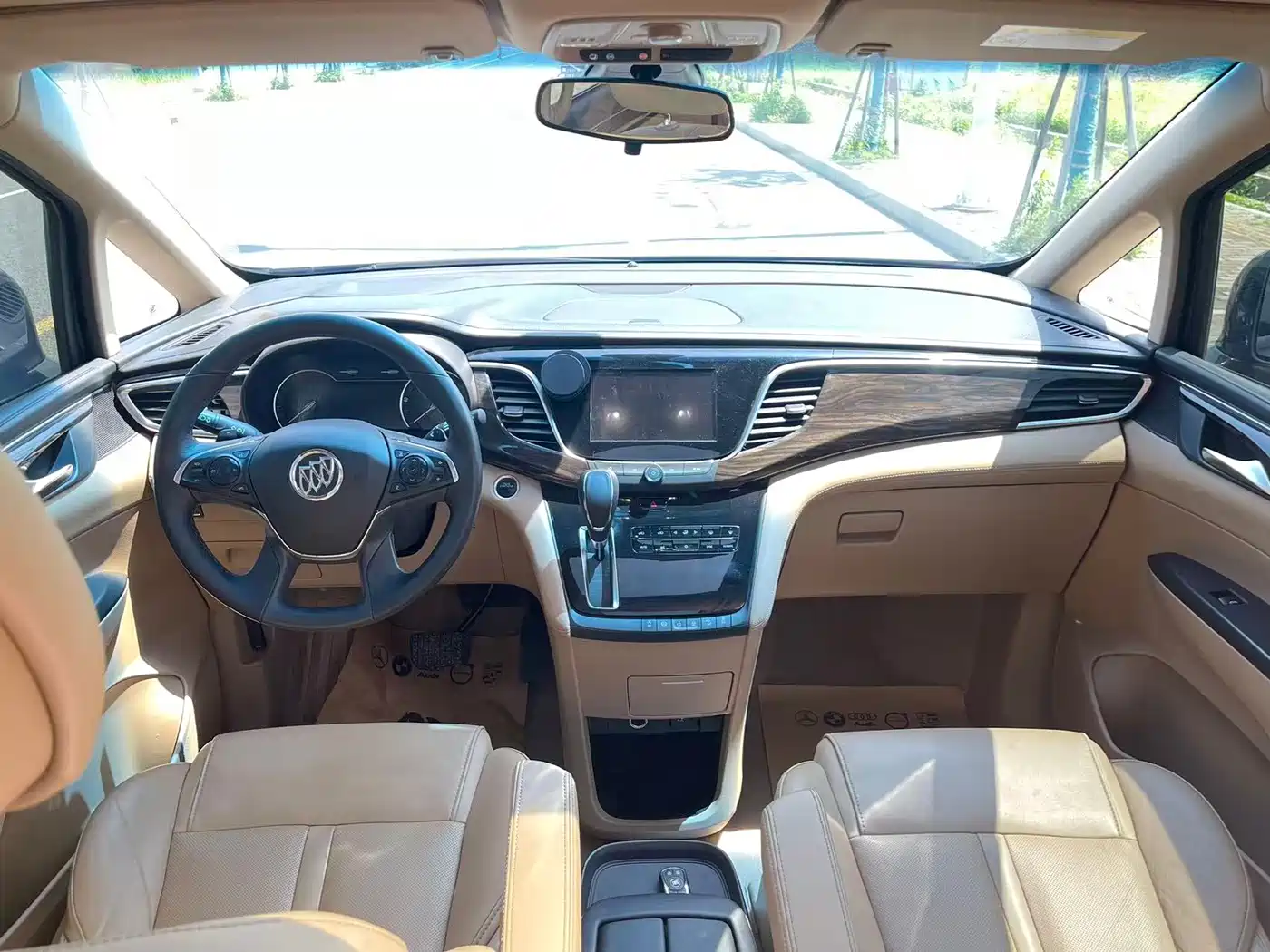 Buick GL8 2018 ES 28T Luxury Type China VI фото 23