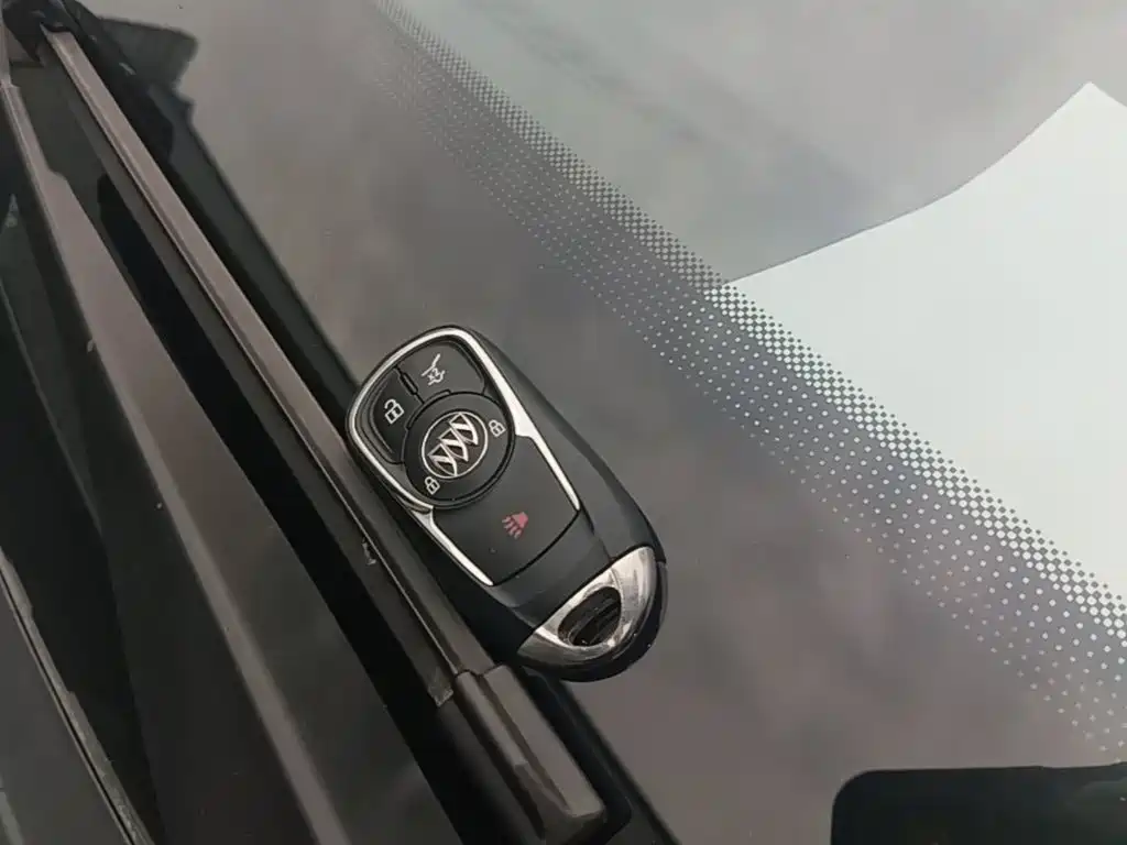 Фото 17 - Buick Envision Plus