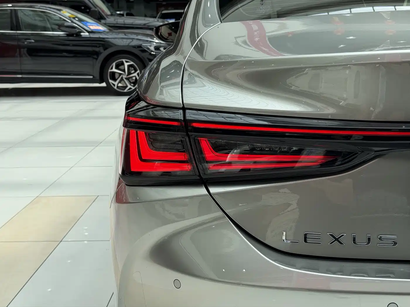Lexus ES 2025 2025 200 Ultimate Edition