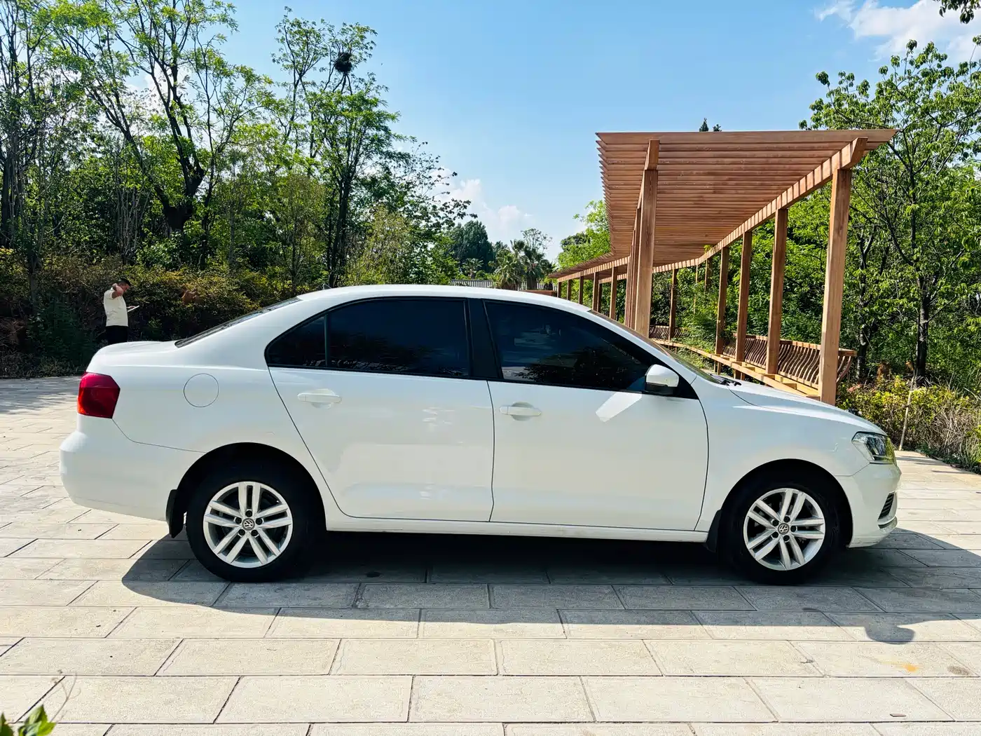 Volkswagen Jetta 2019 Dream Edition 1.4L Manual Fashion фото 10
