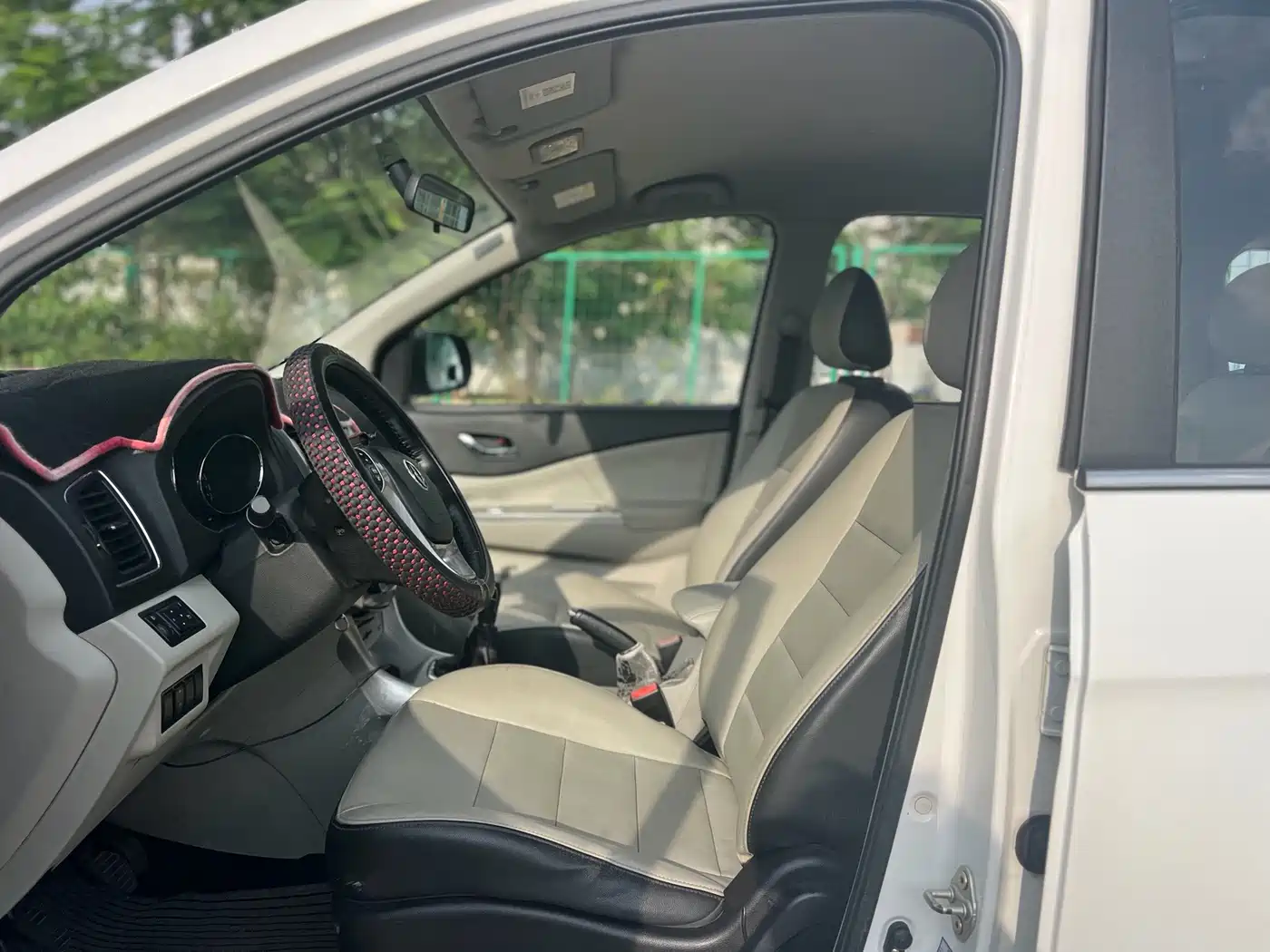 Dongfeng Fengxing Fengxing S500 2016 2016 1.6L Manual Luxury