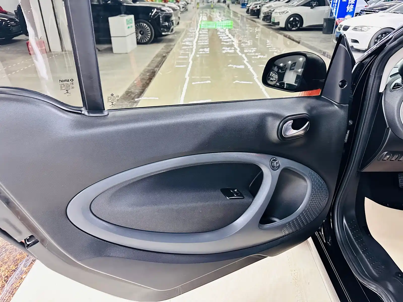 Фото 25 - smart fortwo
