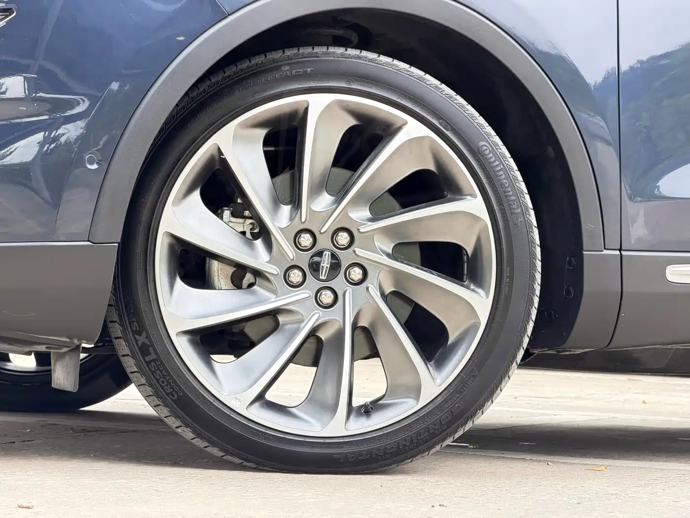 Lincoln Nautilus 2021 2.7T AWD Prestige Edition фото 5