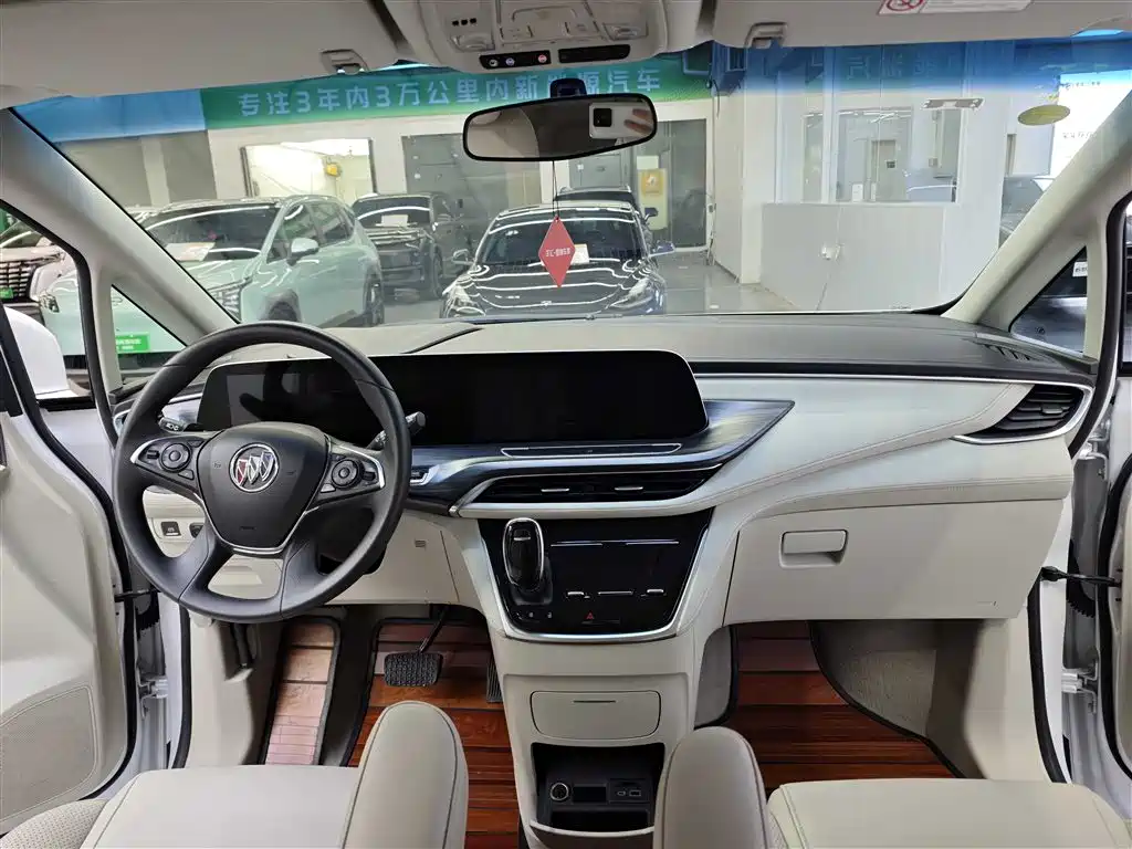 Buick GL8 2021 ES Landlord 653T Comfort фото 14