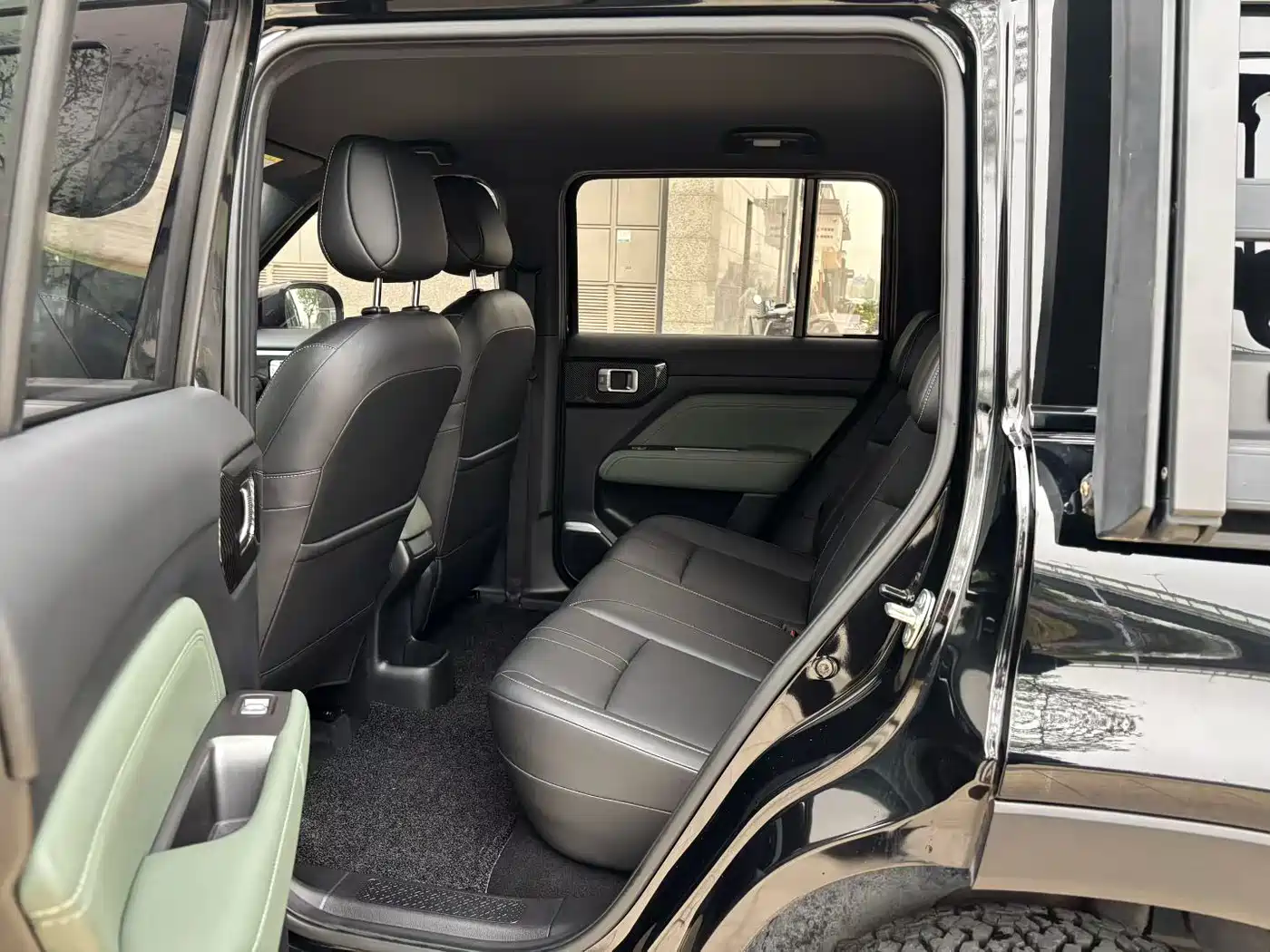 BAOJUN YUE ALSO PLUS