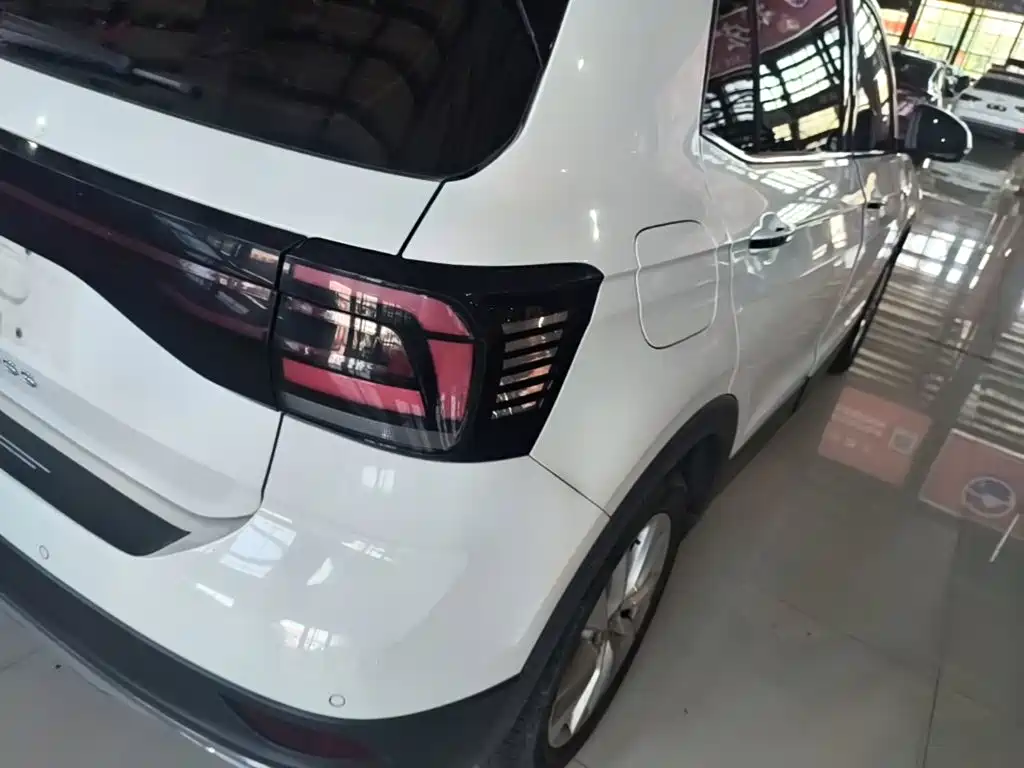 Фото 8 - Volkswagen T-Cross