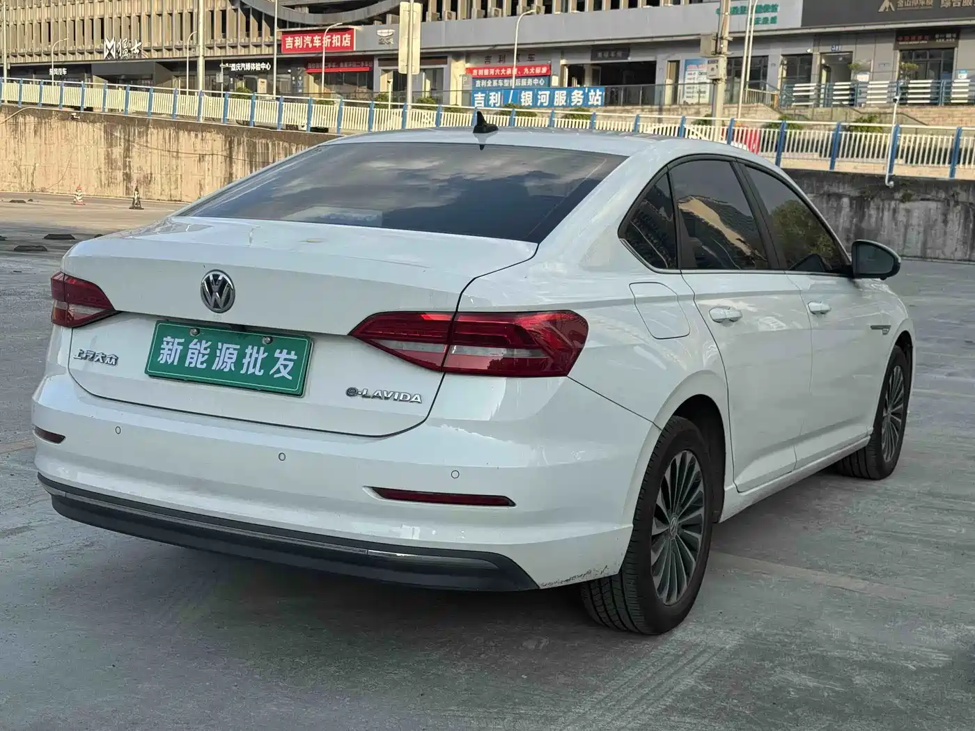 Volkswagen VW Lavida EV 2020 2019 Premium Edition