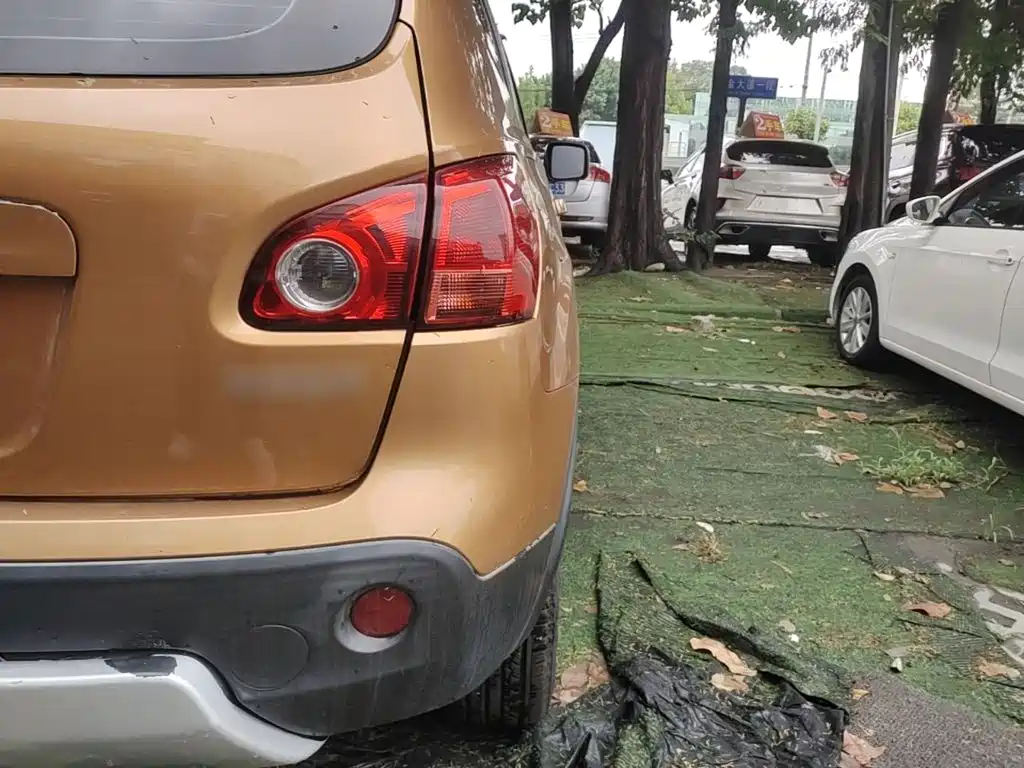Фото 8 - Nissan Qashqai