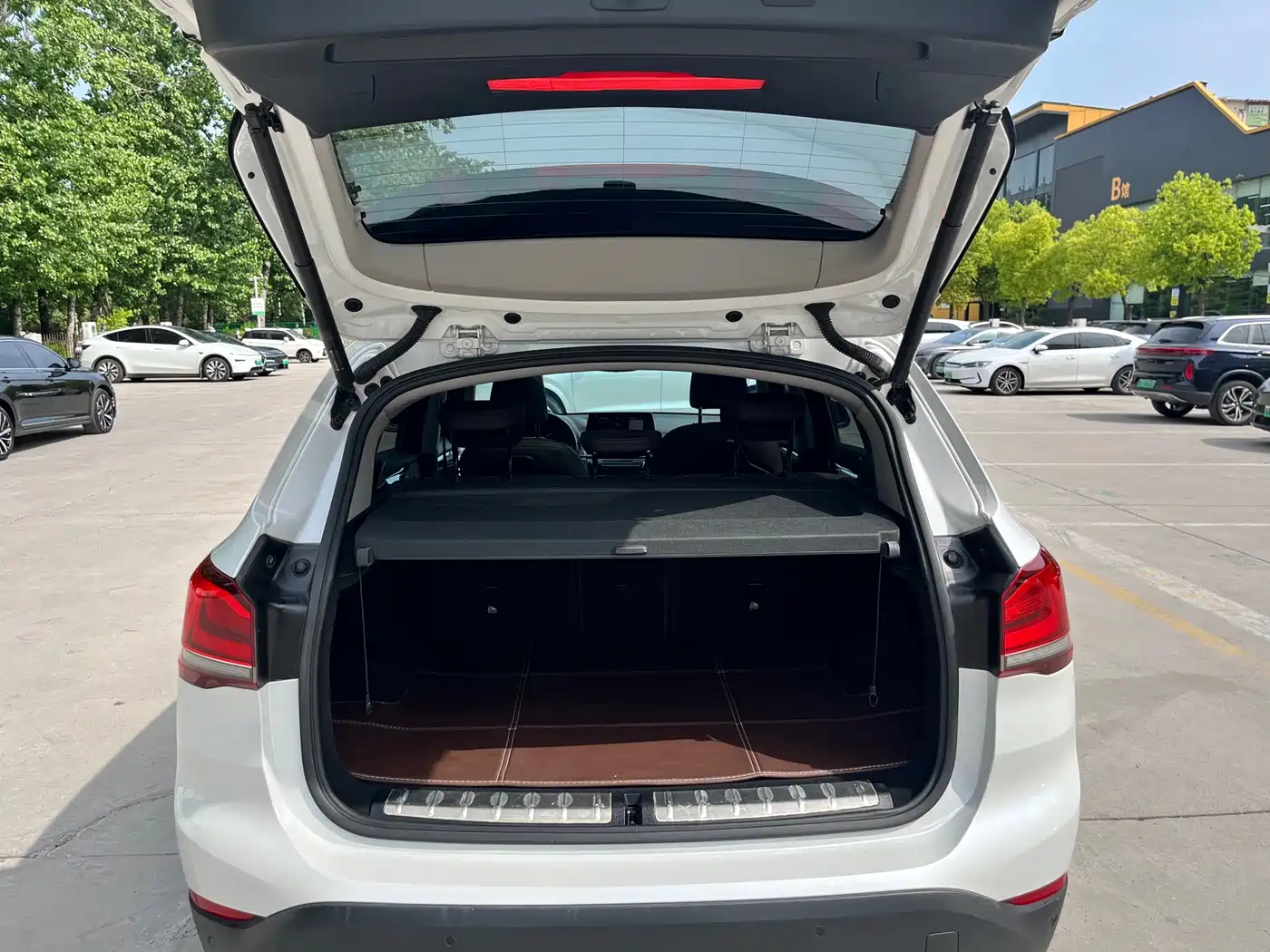 BMW X1 2020 sDrive25Li Leading Model фото 14