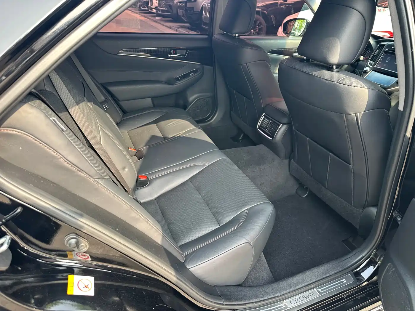 Toyota Crown 2015 2.5L Smart Edition фото 12