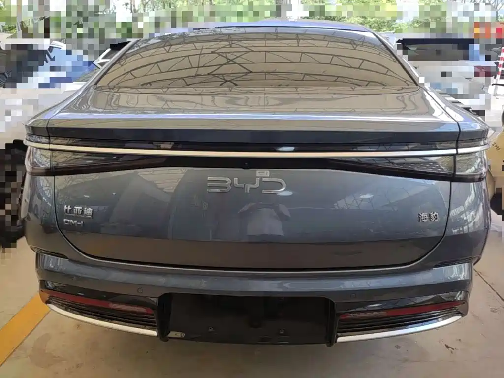 BYD Seal 2024 2024 Glory Edition DM-i 1.5L 121km Luxury